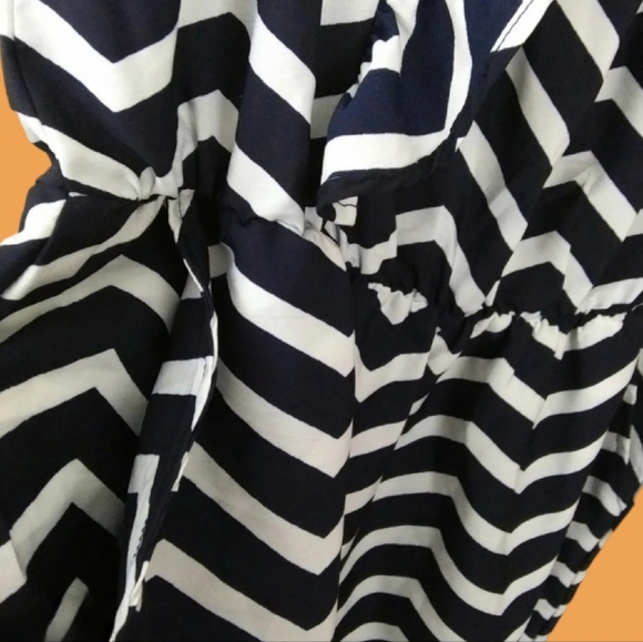 Envy Me Navy and White Chevron Striped Romper W/Ruffle Sz. MED - Picture 8 of 8